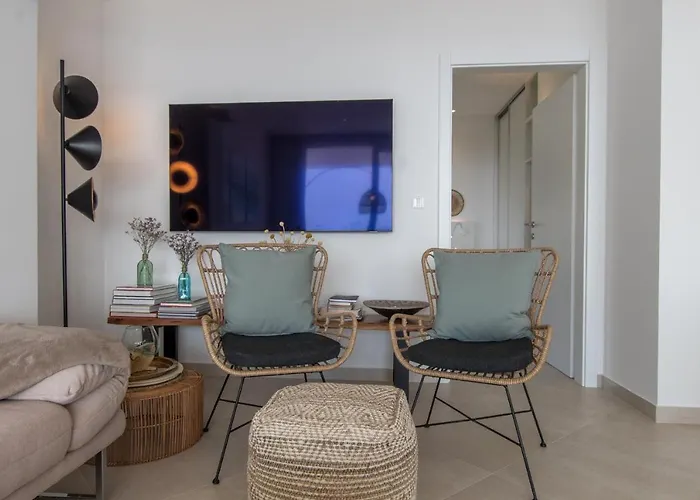 Smaragd - Perle - Luxury With Shared Pool Διαμέρισμα Μακάρσκα