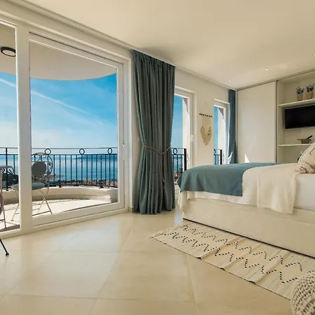 Smaragd - Perle - Luxury With Shared Pool ماكارسكا