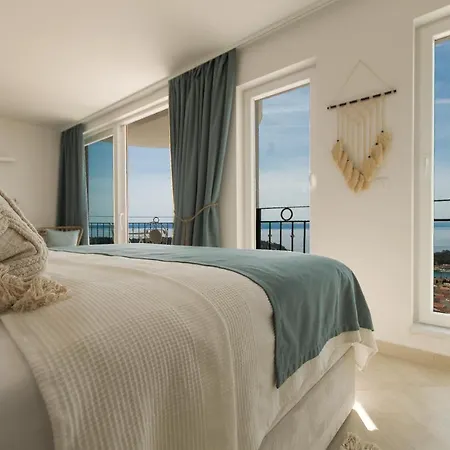Smaragd - Perle - Luxury With Shared Pool * 마카르스카