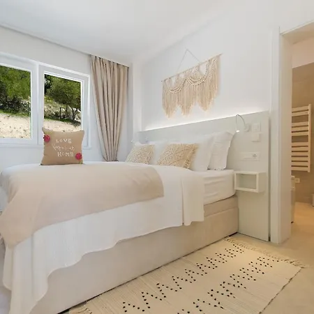 Smaragd - Perle - Luxury With Shared Pool Apartment *