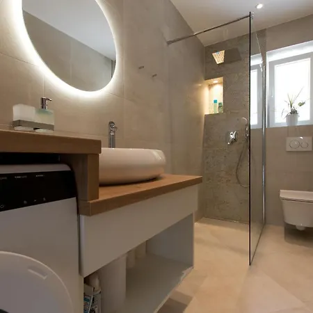 Smaragd - Perle - Luxury With Shared Pool *