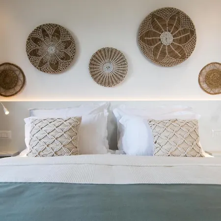 Smaragd - Perle - Luxury With Shared Pool Daire Makarska