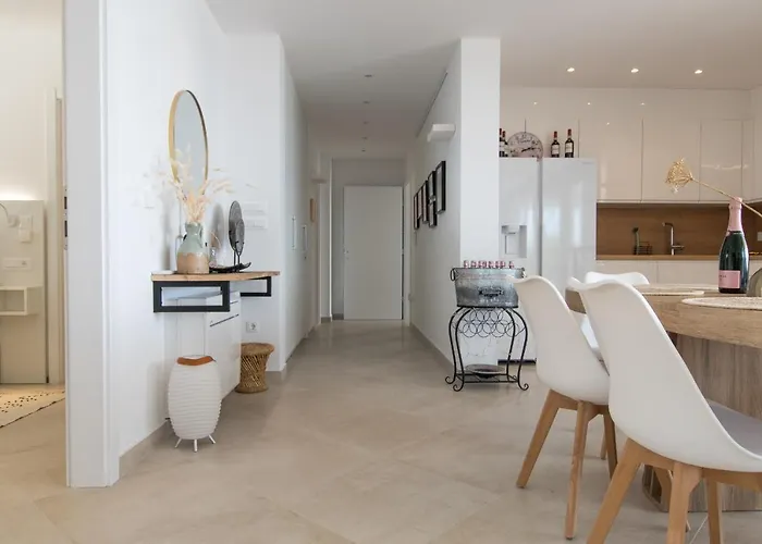 דירה Smaragd - Perle - Luxury With Shared Pool מאקרסקה